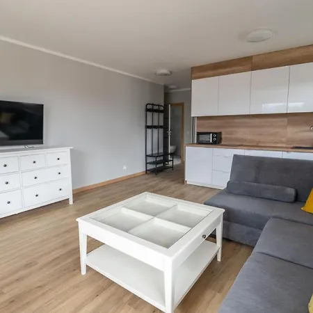 Invest Widok 800 M9 Apartamento